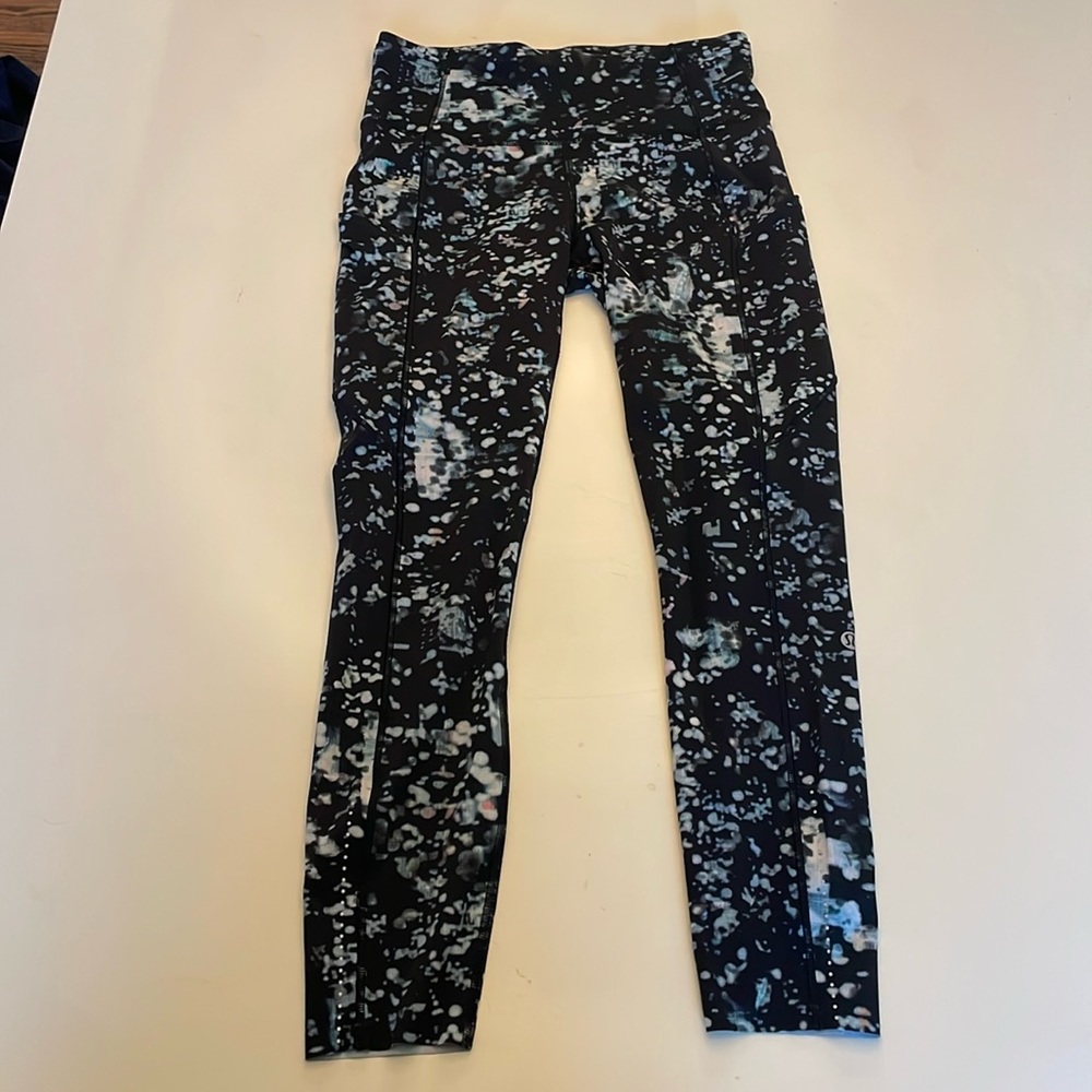 Lululemon yoga pants - gently used